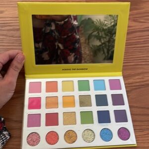 Kara Beauty Across the Rainbow eyeshadow palette